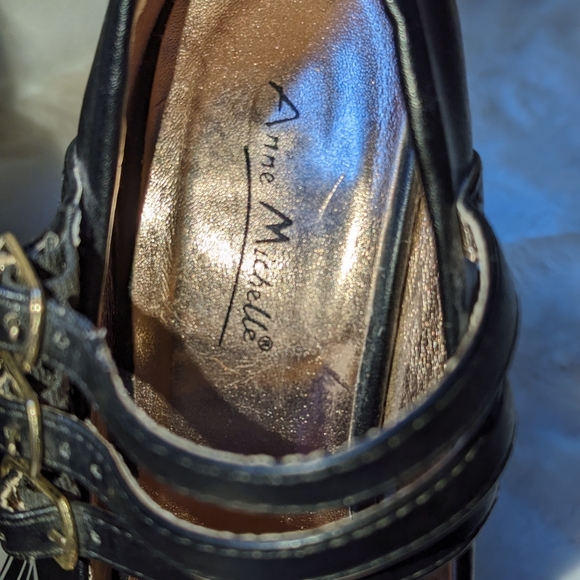 Size 7 Ann Michelle stiletto, black stripe strapped and 51/2 in heel. - Picture 4 of 9